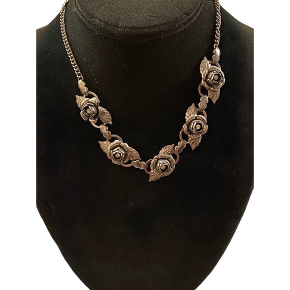 Vintage 1970s Silver-Toned 3D Rose Necklace Rhinestones on Chain Flower Floral - Picture 2 of 4
